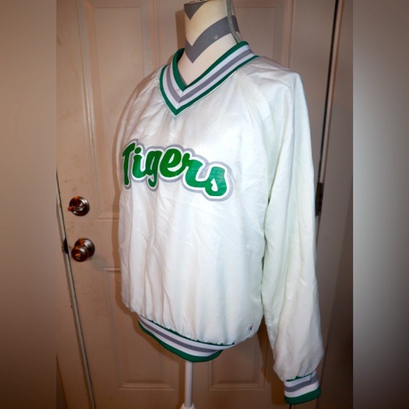 Vintage Rare Varsity Label - TIGERS V-Neck Pullover SIZE MEDIUM - Picture 3 of 4